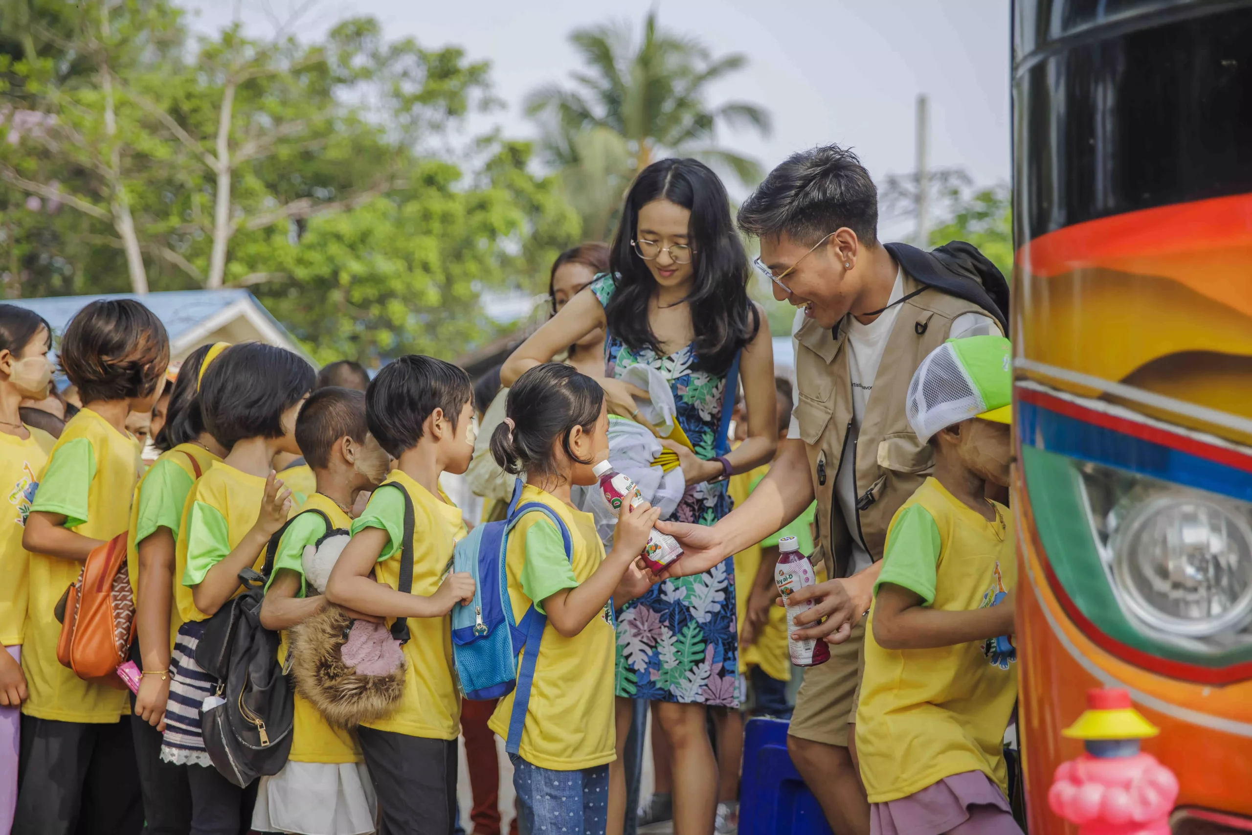 ရွိုင်ရယ်-ဒီ ရဲ့ တိရစ္ဆာန်ဥယျာဉ် အပျော်ခရီးစဉ် 🐘🎈✨